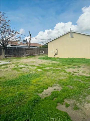21345 Inyo Street, Lost Hills, California 93249