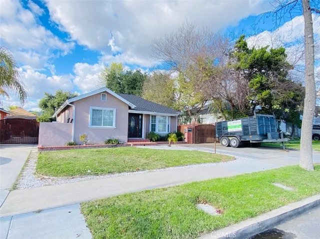 731 N Alexander Street, San Fernando, California 91340