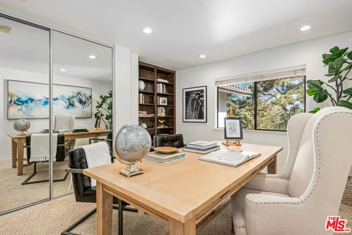 2736 Bottlebrush Drive, Los Angeles, California 90077