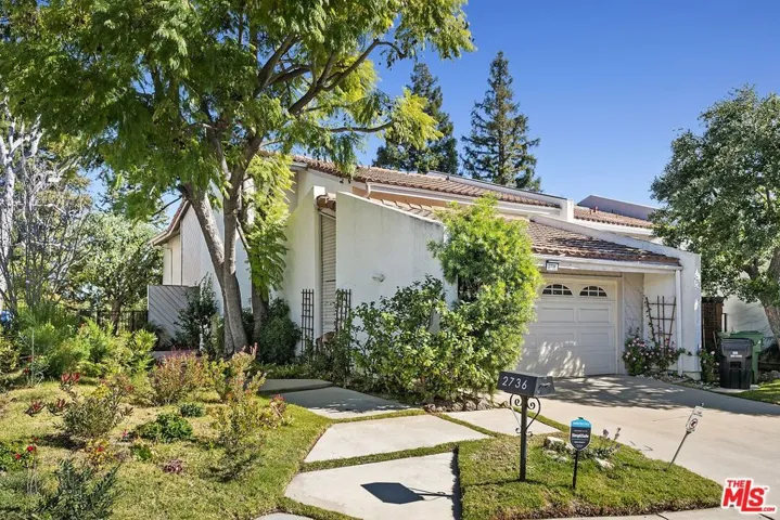 2736 Bottlebrush Drive, Los Angeles, California 90077