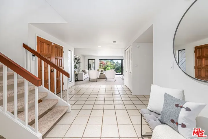 2736 Bottlebrush Drive, Los Angeles, California 90077