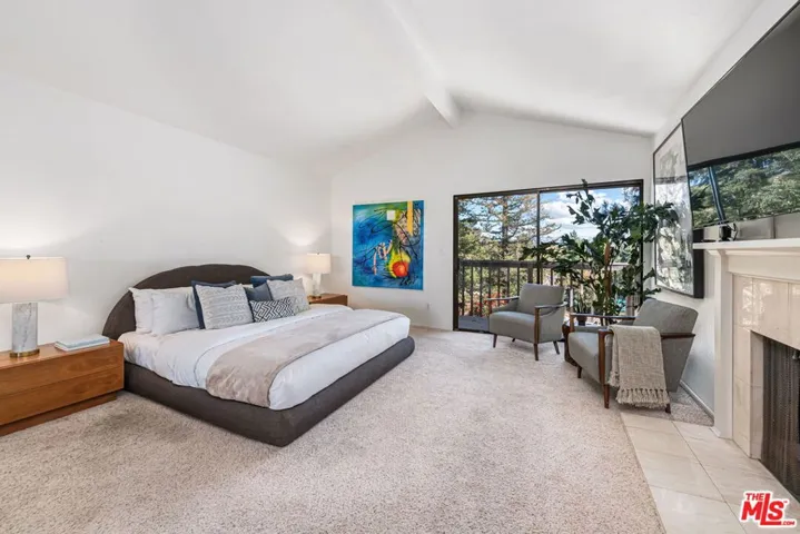 2736 Bottlebrush Drive, Los Angeles, California 90077