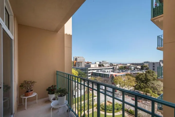 1 Baldwin Avenue 707, San Mateo, California 94401