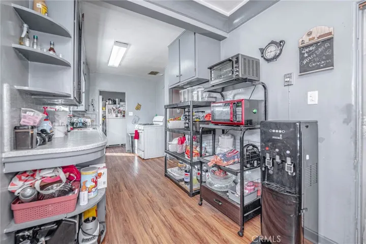 2560 Indiana Avenue, South Gate, California 90280