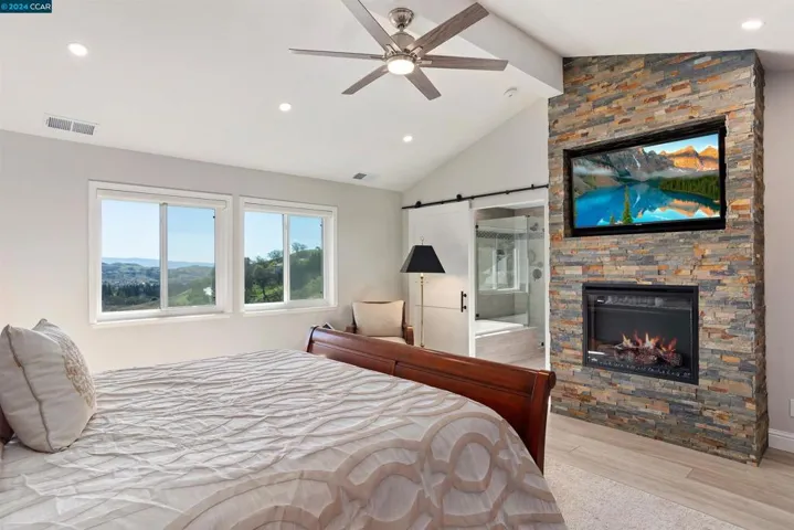 375 S Eagle Nest Ln, Danville, California 94506