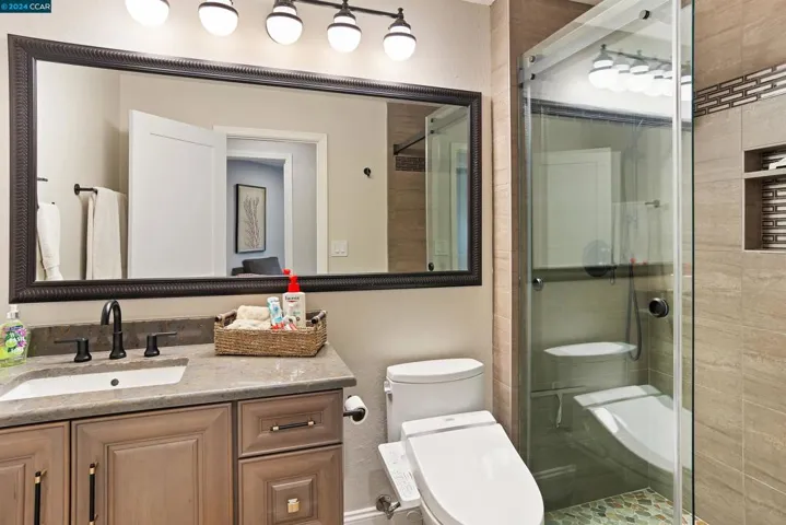 375 S Eagle Nest Ln, Danville, California 94506