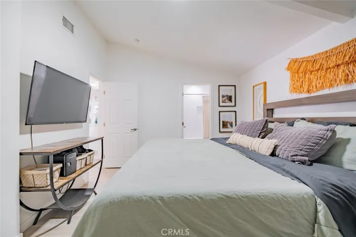 6413 Wystone Avenue, Reseda, California 91335