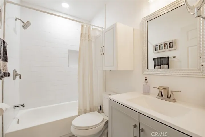 6413 Wystone Avenue, Reseda, California 91335