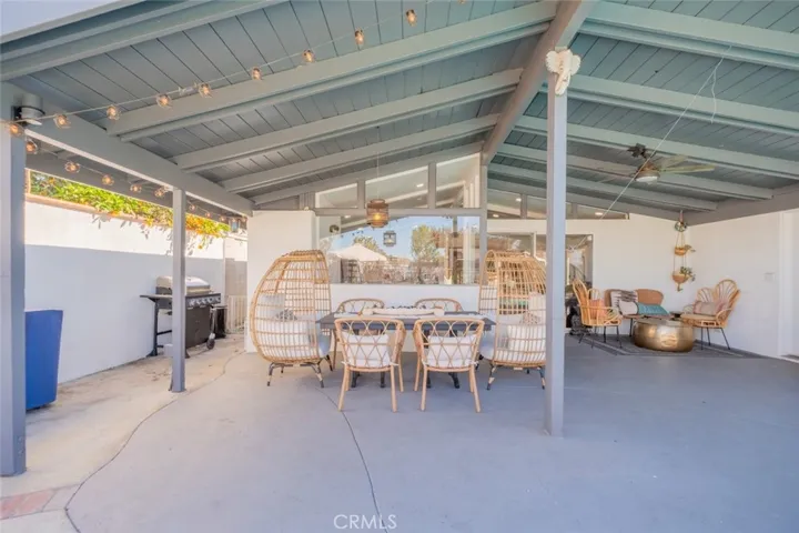 6413 Wystone Avenue, Reseda, California 91335