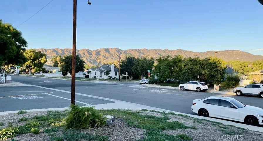 1641 N Lincoln Street, Burbank, California 91506