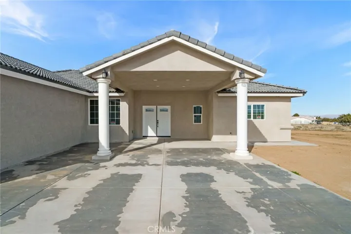 12474 Fir Street, Oak Hills, California 92344