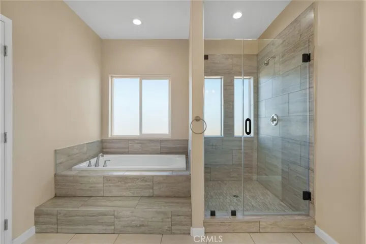 12474 Fir Street, Oak Hills, California 92344