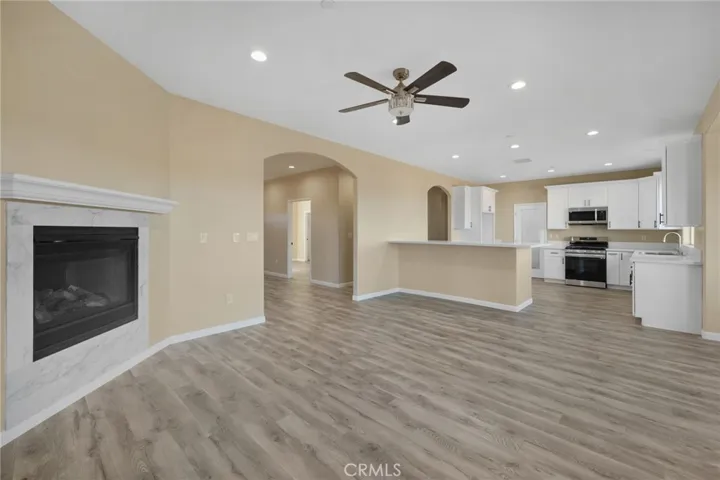 12474 Fir Street, Oak Hills, California 92344