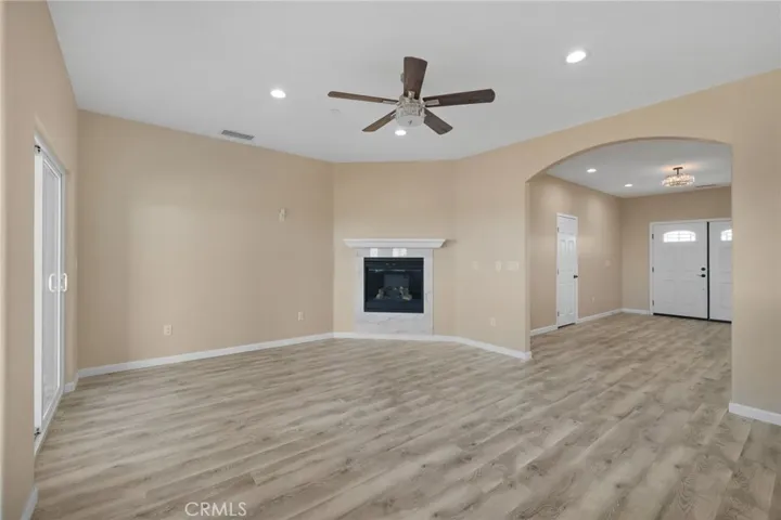 12474 Fir Street, Oak Hills, California 92344