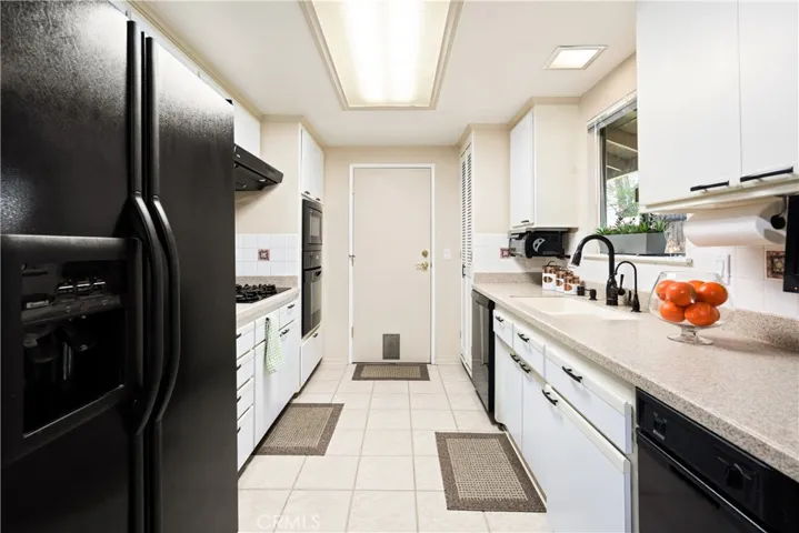666 E Palm Avenue, Redlands, California 92374
