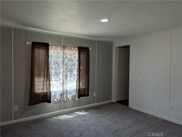 Livingroom to 3rd Bedroom, Office or?