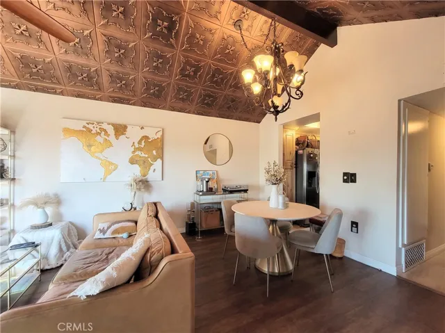 628 Daisy Avenue 412, Long Beach, California 90802