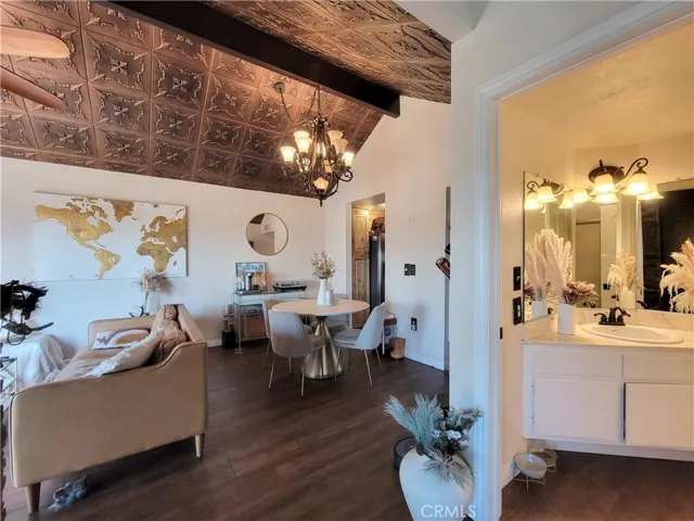 628 Daisy Avenue 412, Long Beach, California 90802