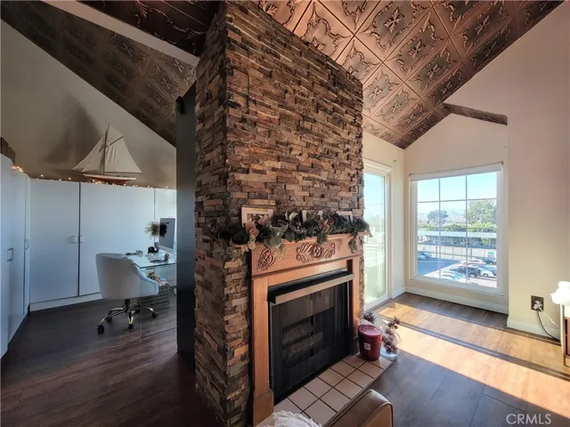 628 Daisy Avenue 412, Long Beach, California 90802