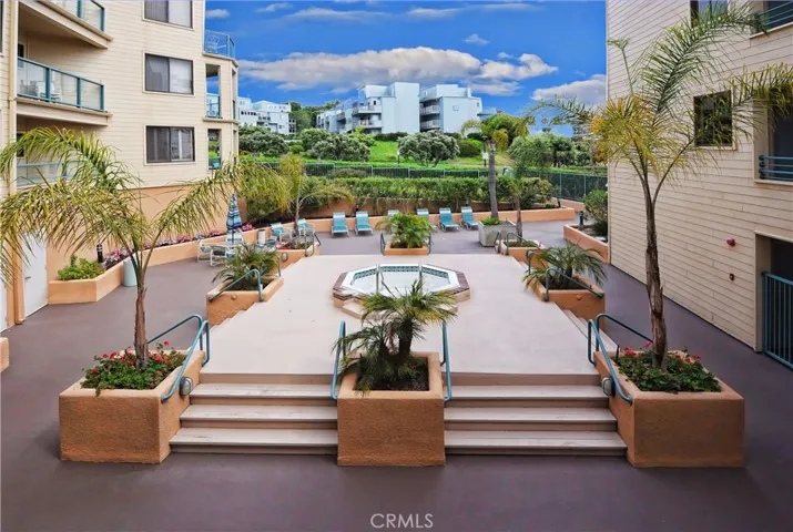 Jacuzzi Just Outside the Unit