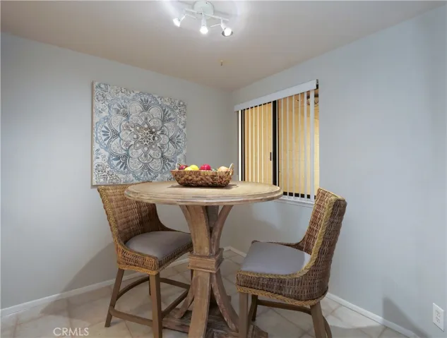 Breakfast Nook/Could be Office