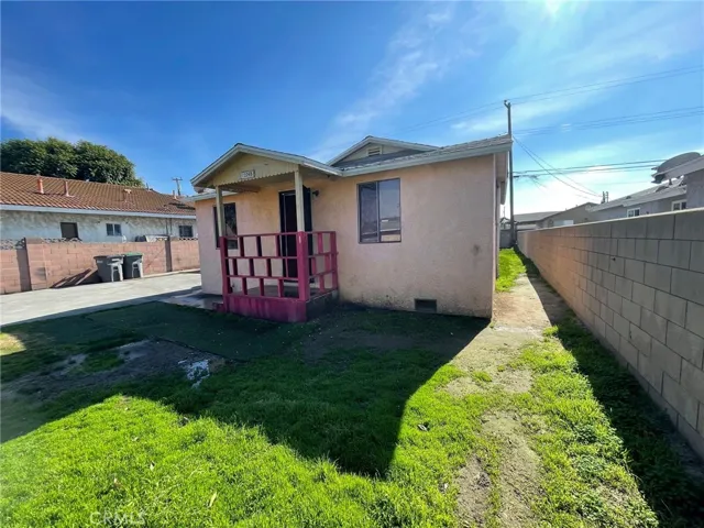 12248 223rd Street, Hawaiian Gardens, California 90716