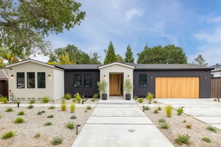 18639 Ravenwood Drive, Saratoga, California 95070