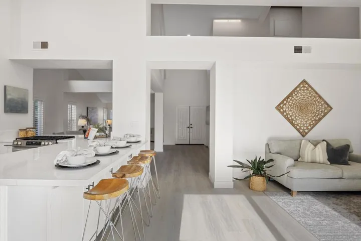 2021 Columbus Way, Vista, California 92081