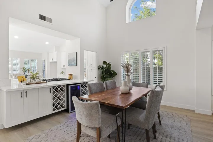 2021 Columbus Way, Vista, California 92081
