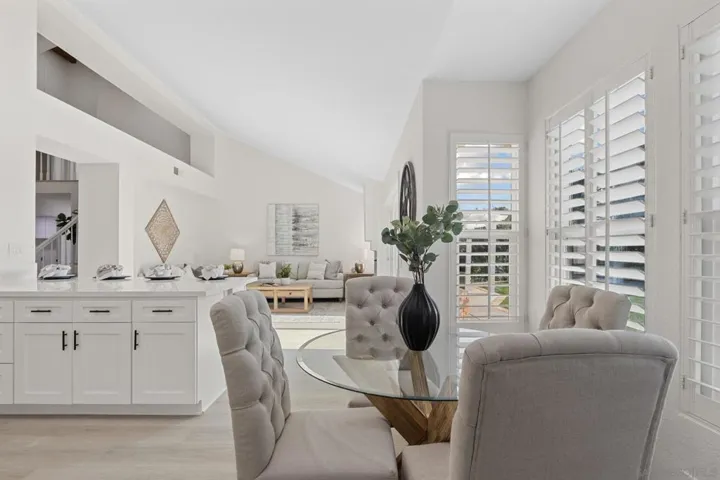 2021 Columbus Way, Vista, California 92081