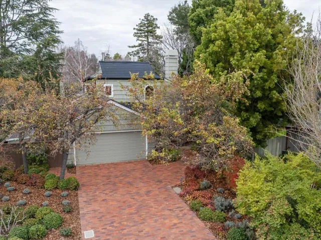 721 Christine Drive, Palo Alto, California 94303