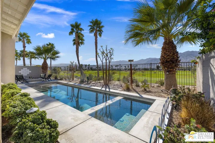 1285 Passage Street, Palm Springs, California 92262