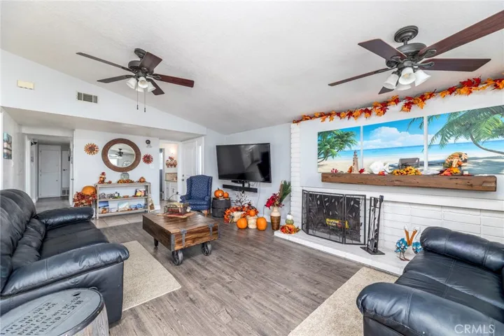 15139 Manzanares Road, La Mirada, California 90638