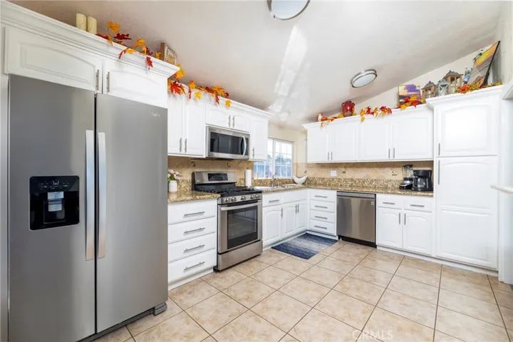 15139 Manzanares Road, La Mirada, California 90638