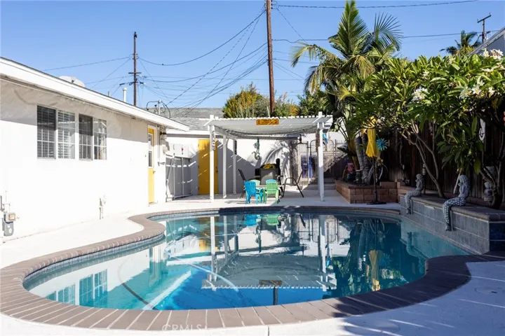 15139 Manzanares Road, La Mirada, California 90638
