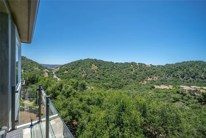 2855 Rock Wren Lane, Avila Beach, California 93424