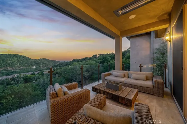 2855 Rock Wren Lane, Avila Beach, California 93424