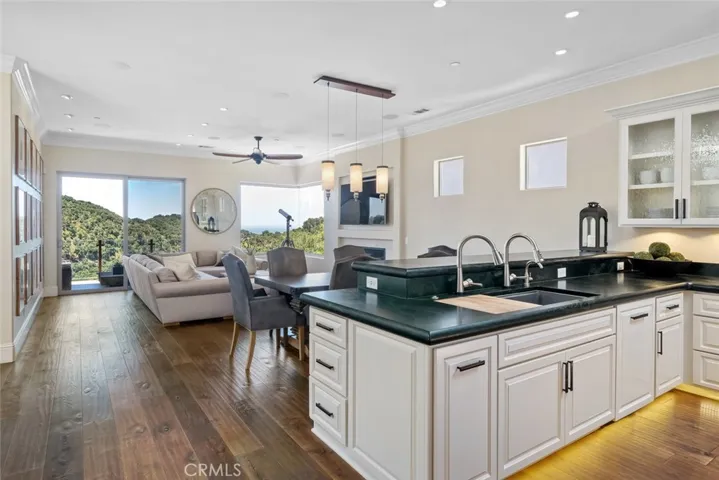 2855 Rock Wren Lane, Avila Beach, California 93424
