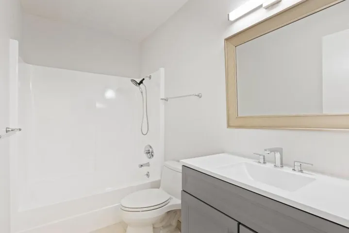 2454 W Bayshore Road 2, Palo Alto, California 94303