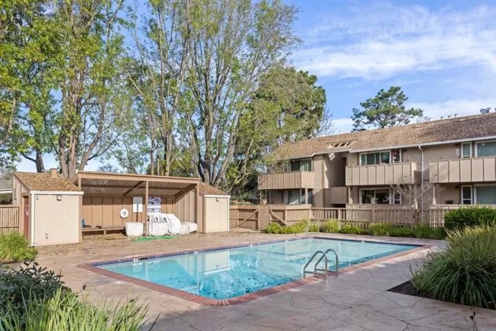 2454 W Bayshore Road 2, Palo Alto, California 94303