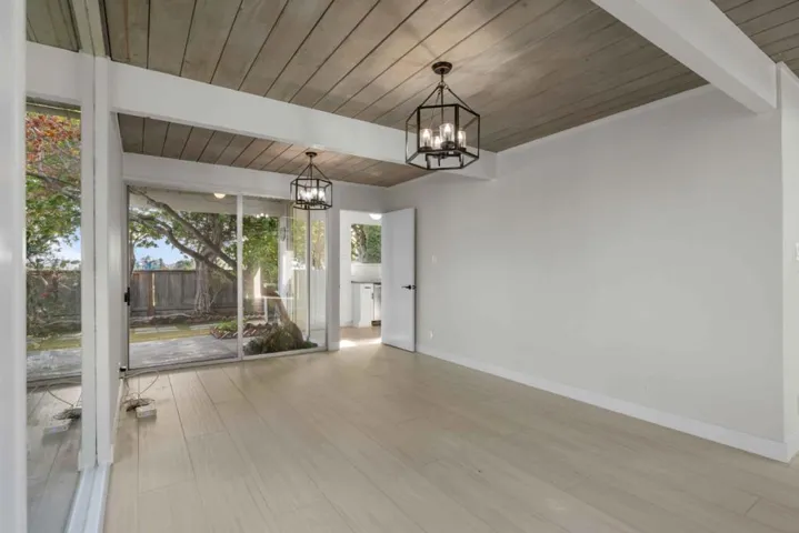 1700 Hunt Drive, Burlingame, California 94010