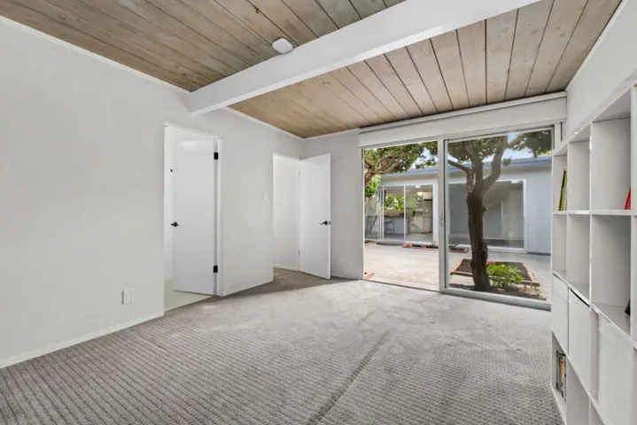1700 Hunt Drive, Burlingame, California 94010