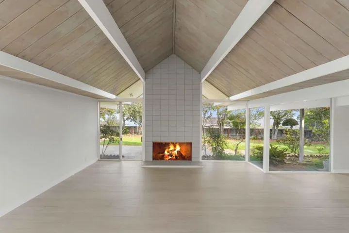 1700 Hunt Drive, Burlingame, California 94010