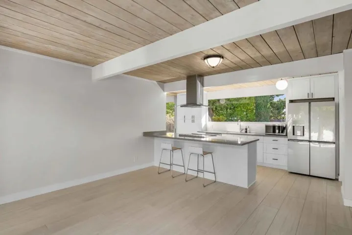 1700 Hunt Drive, Burlingame, California 94010