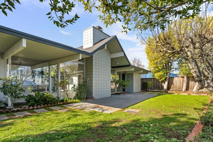 1700 Hunt Drive, Burlingame, California 94010
