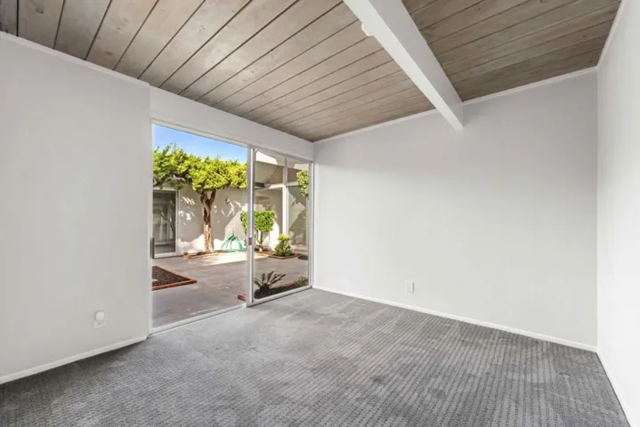 1700 Hunt Drive, Burlingame, California 94010