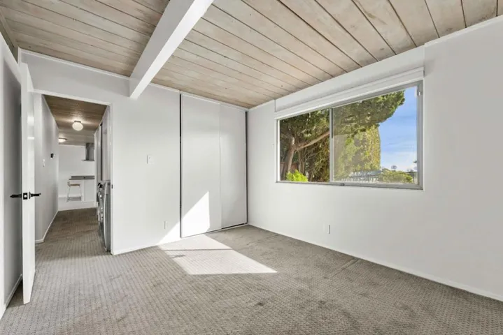 1700 Hunt Drive, Burlingame, California 94010