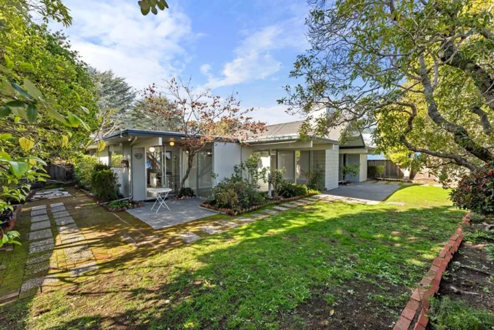 1700 Hunt Drive, Burlingame, California 94010