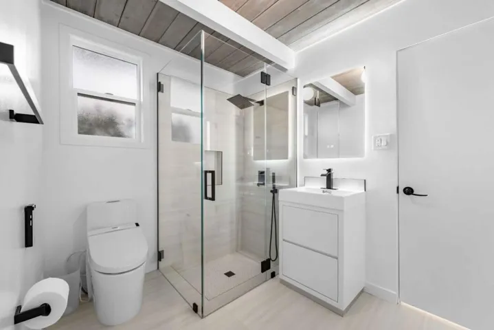 1700 Hunt Drive, Burlingame, California 94010