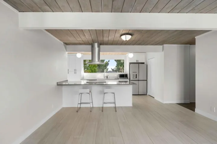 1700 Hunt Drive, Burlingame, California 94010